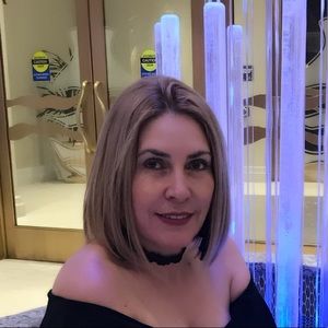 Meet your Posher, Edith